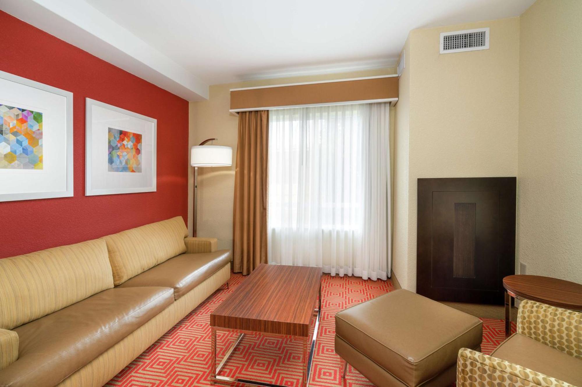 Hilton Garden Inn Dalton Exterior photo